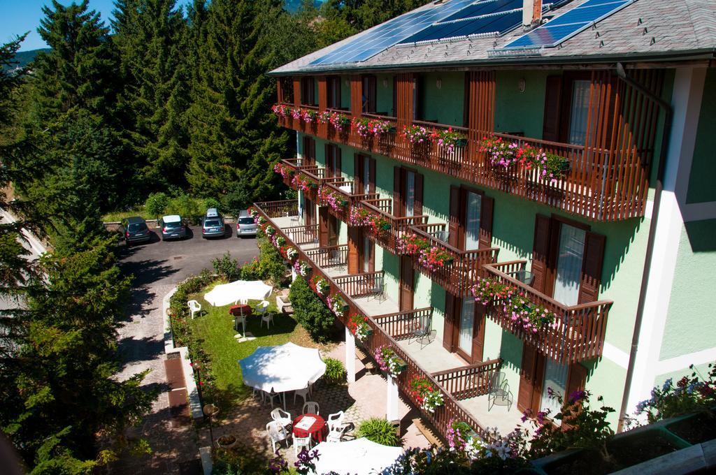 Albergo Monteverde Lavarone Exteriér fotografie